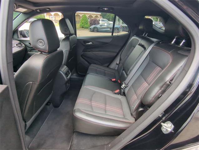 Photo of 2024 Mosaic Black Metallic Chevrolet Equinox