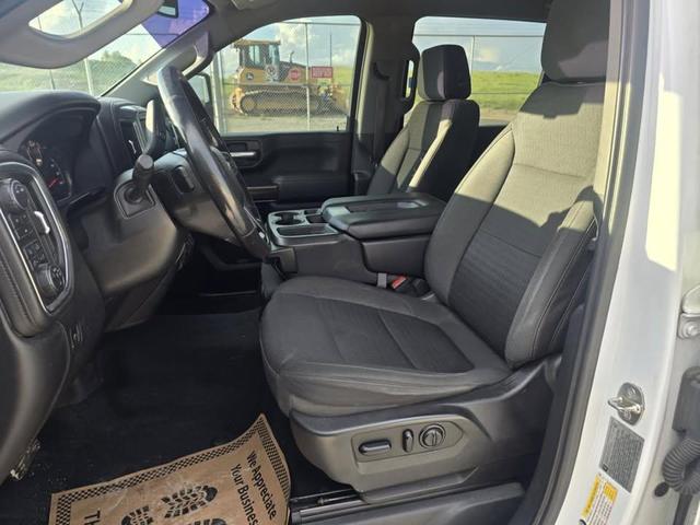 Photo of 2021 White Chevrolet Silverado 3500