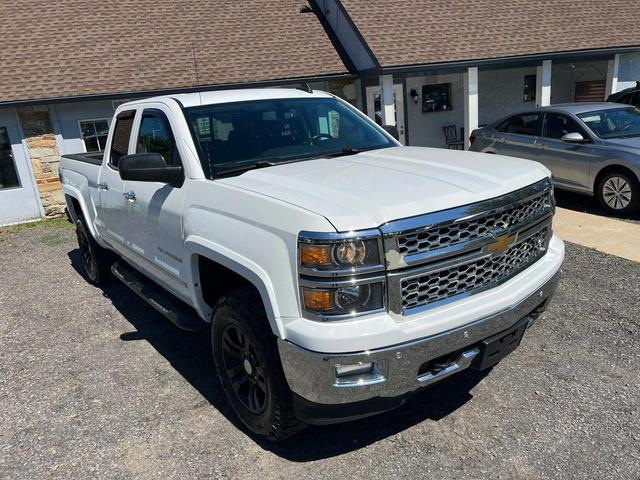 Photo of 2015 Summit White Chevrolet Silverado 1500