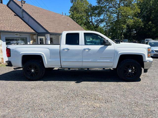 Photo of 2015 Summit White Chevrolet Silverado 1500