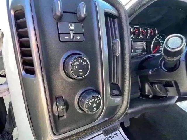 Photo of 2015 Summit White Chevrolet Silverado 1500