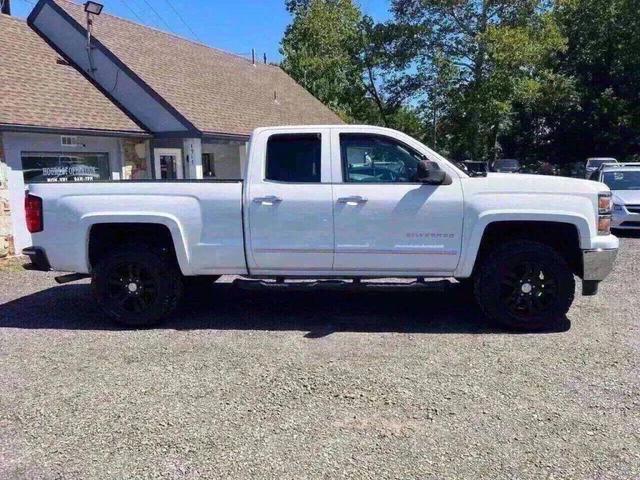 Photo of 2015 Summit White Chevrolet Silverado 1500
