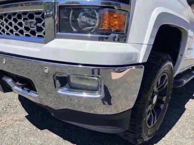 Photo of 2015 Summit White Chevrolet Silverado 1500