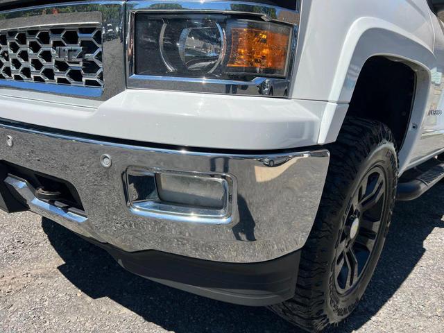 Photo of 2015 Summit White Chevrolet Silverado 1500