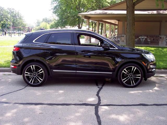 Photo of 2017 Black Lincoln MKC
