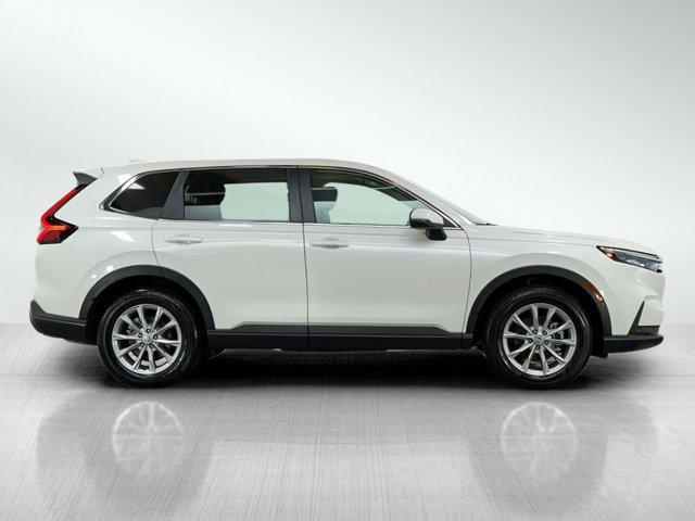 Photo of 2025 White Honda CR-V