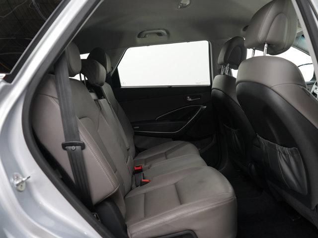 Photo of 2019 Silver Hyundai Santa Fe XL