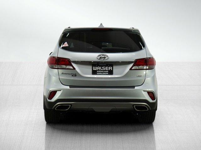 Photo of 2019 Silver Hyundai Santa Fe XL