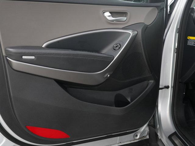 Photo of 2019 Silver Hyundai Santa Fe XL