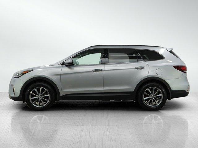 Photo of 2019 Silver Hyundai Santa Fe XL