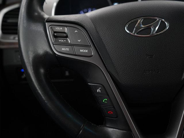 Photo of 2019 Silver Hyundai Santa Fe XL