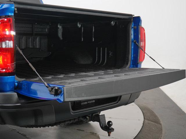 Photo of 2022 Blue Chevrolet Colorado