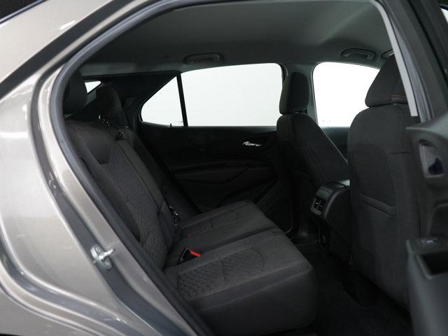 Photo of 2018 Pepperdust Metallic Chevrolet Equinox