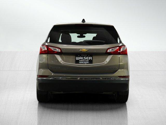 Photo of 2018 Pepperdust Metallic Chevrolet Equinox