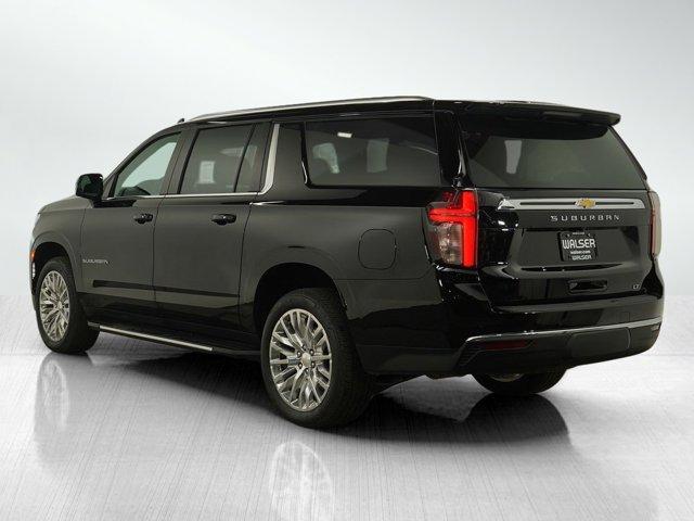 Photo of 2024 Black Chevrolet Suburban