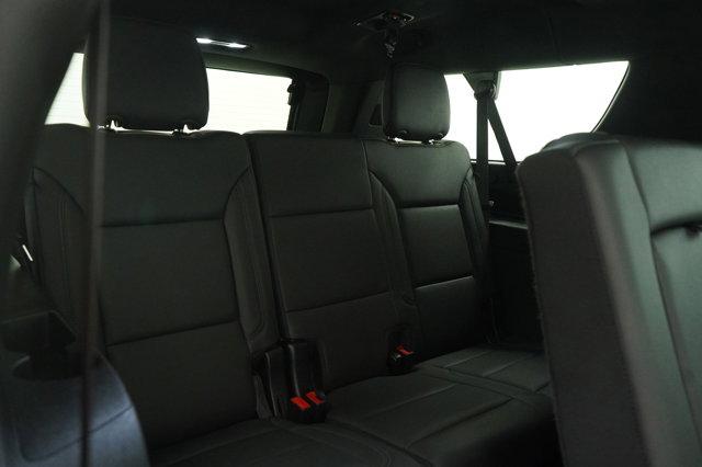 Photo of 2024 Black Chevrolet Suburban