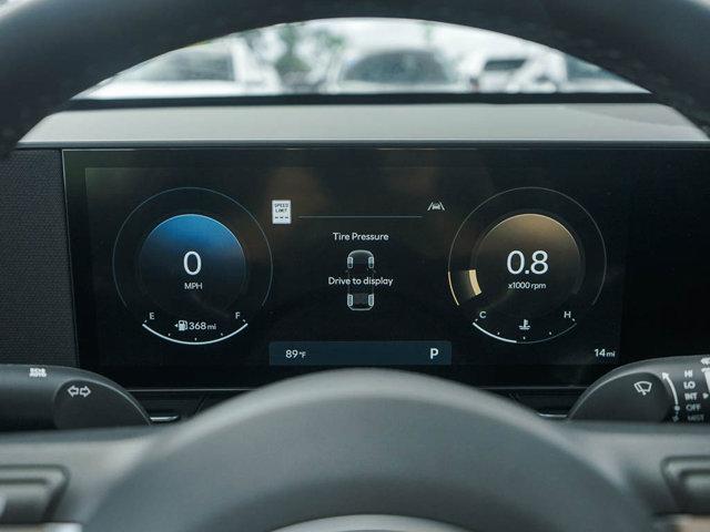 Photo of 2025 Atlas White Hyundai KONA
