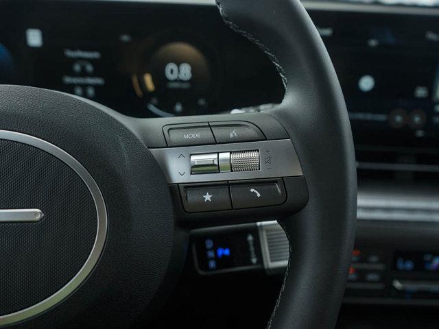 Photo of 2025 Atlas White Hyundai KONA