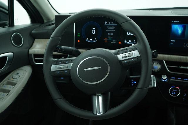 Photo of 2024 Black Hyundai SONATA Hybrid