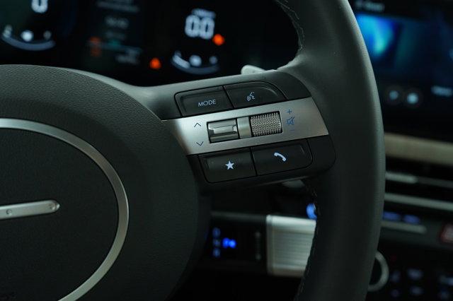 Photo of 2024 Black Hyundai SONATA Hybrid