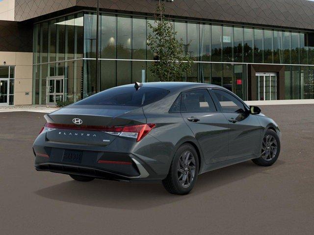 Photo of 2025 Amazon Gray Hyundai ELANTRA HEV