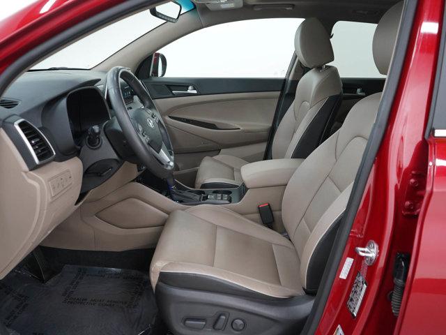 Photo of 2021 Red Hyundai TUCSON