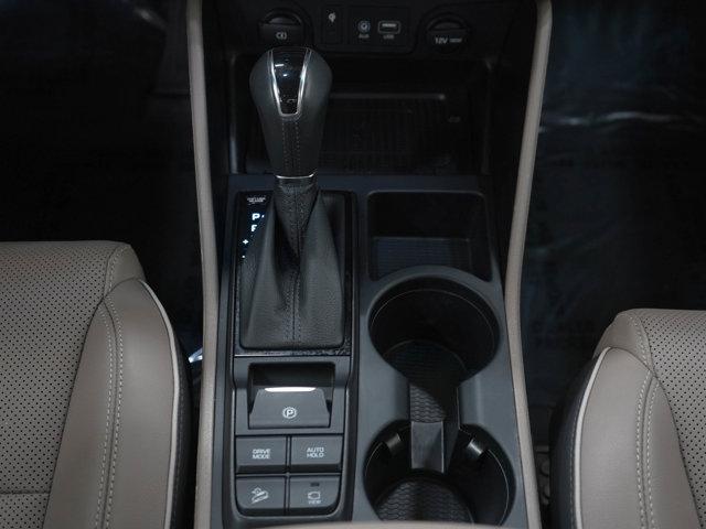 Photo of 2021 Red Hyundai TUCSON