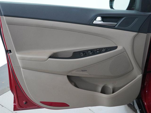 Photo of 2021 Red Hyundai TUCSON
