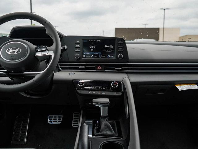 Photo of 2025 Amazon Gray Hyundai ELANTRA