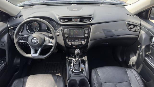 Photo of 2019 Caspian Blue Nissan Rogue