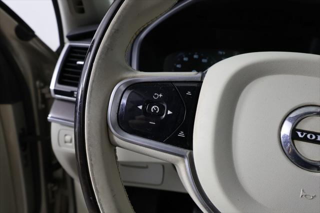 Photo of 2017 Luminous Sand Metallic Volvo XC90