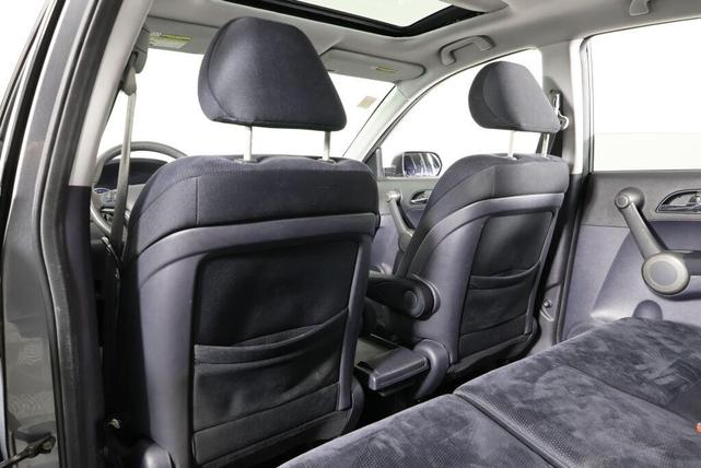 Photo of 2011 Polished Metal Metallic Honda CR-V