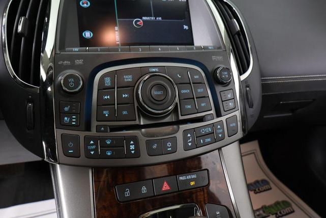 Photo of 2012 Summit White Buick LaCrosse