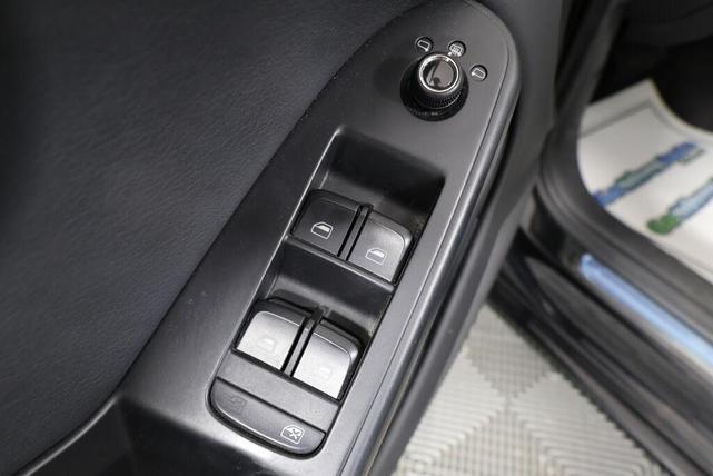 Photo of 2009 Brilliant Black Audi A4