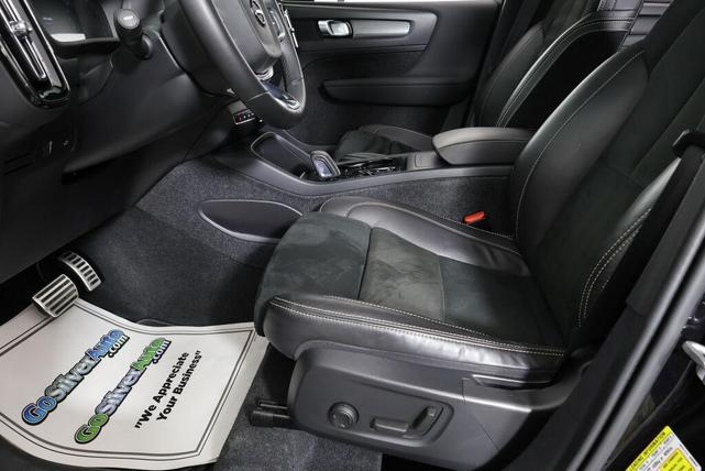 Photo of 2022 Black Stone Volvo XC40