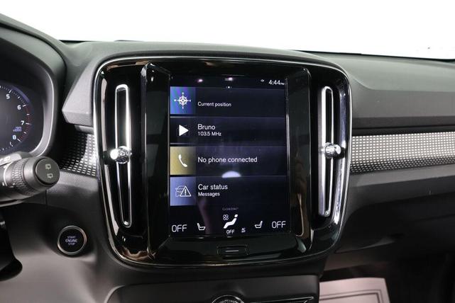 Photo of 2022 Black Stone Volvo XC40