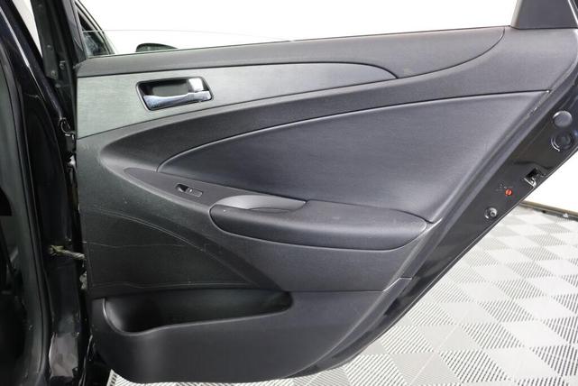 Photo of 2012 Midnight Black Hyundai SONATA