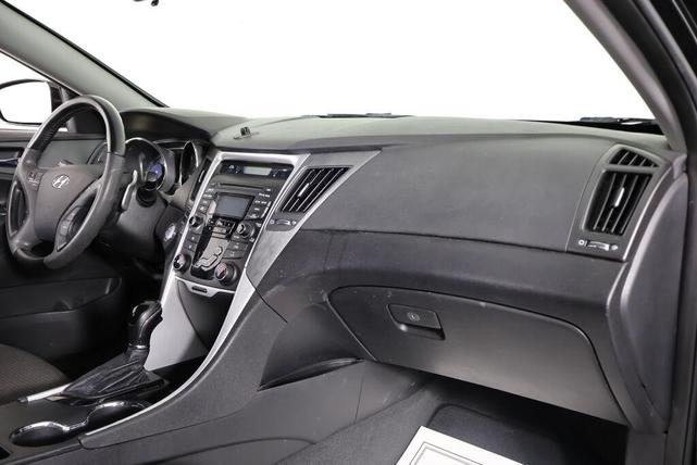 Photo of 2012 Midnight Black Hyundai SONATA