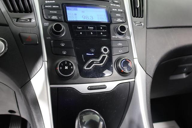 Photo of 2012 Midnight Black Hyundai SONATA