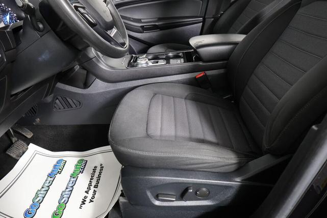 Photo of 2020 Agate Black Ford Edge