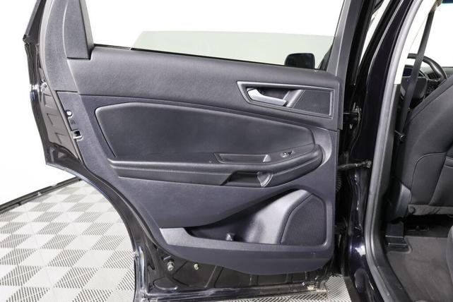 Photo of 2020 Agate Black Ford Edge