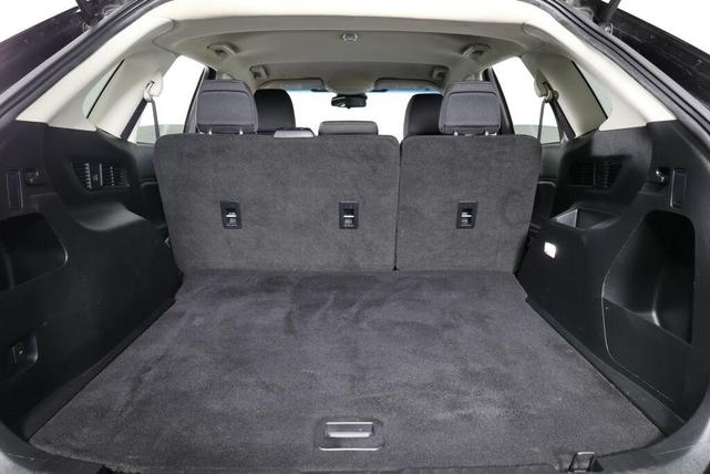 Photo of 2020 Agate Black Ford Edge