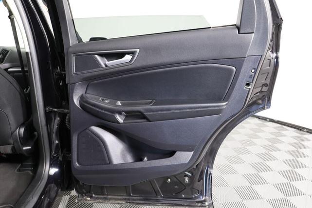 Photo of 2020 Agate Black Ford Edge