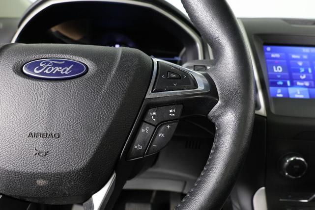 Photo of 2020 Agate Black Ford Edge