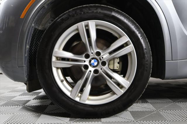 Photo of 2015 Space Gray Metallic BMW X5