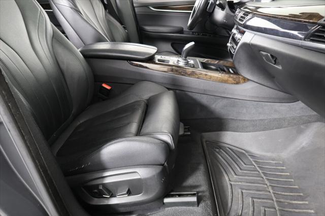 Photo of 2015 Space Gray Metallic BMW X5