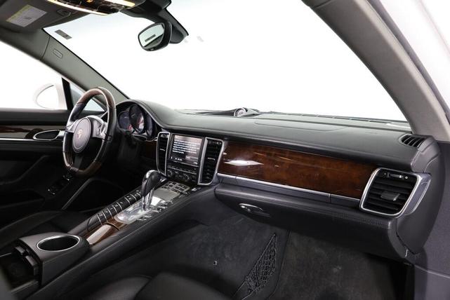 Photo of 2011 Carrara White Porsche Panamera