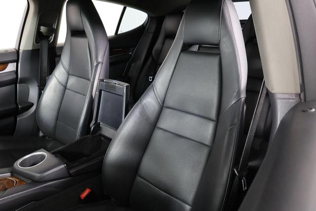 Photo of 2011 Carrara White Porsche Panamera