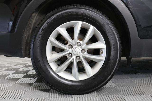 Photo of 2017 Ebony Black Kia Sorento