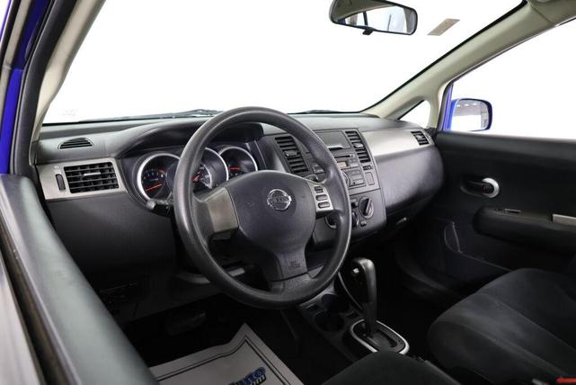 Photo of 2011 Arctic Blue Nissan Versa